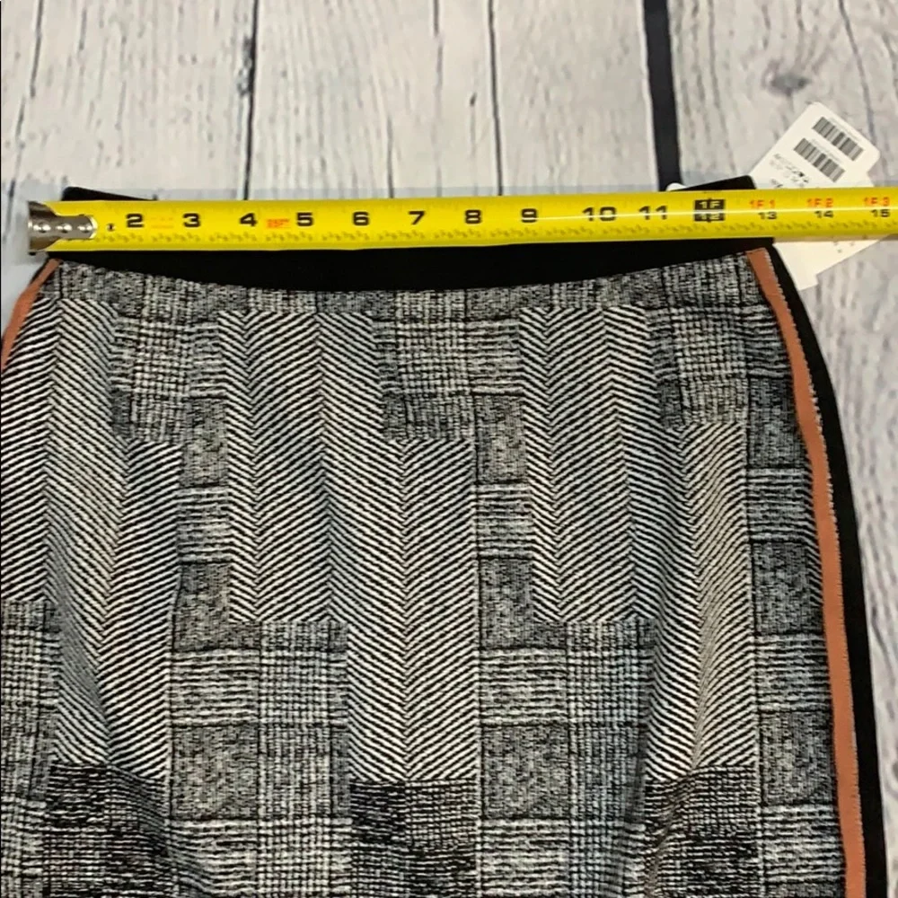 Classified Lily Black Pattern Skirt-XS
